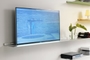 Aluminium wandplank van Strackk met TV groot