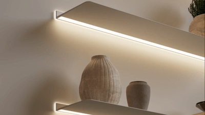 Wandplank met verlichting onder en rondom Van Strackk 1920 x 1080 pxl