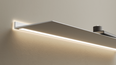 Wandplank met verlichting onder en rondom Wandplank Wit RAL9016 Van Strackk 1920 x 1080 pxl