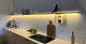 Wandplank met verlichting in keuken voor werk en sfeer licht Strackk 1920 x 990 pxl