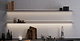 Wandplanken met verlichtting rondom en onder Strackk boven keukenaanrecht 1920 x 990 pxl