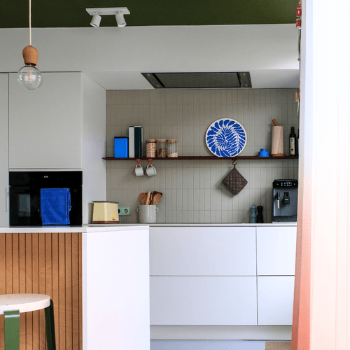 Wandplank op maat in nis Keuken van klant in Zwolle 1080 x 1080 pxl