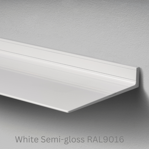 Wandplank van Strackk Wit Semi gloss RAL9016 bovenhoek lichtgrijs CC 1080 x 1080 pxl