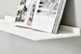 Wandplank Van Strackk Met Boek In Richel Groot
