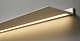 Wandplank met licht van Strackk Wit Matt RAL9016 Onderaanzicht 1280 x 660 pxl